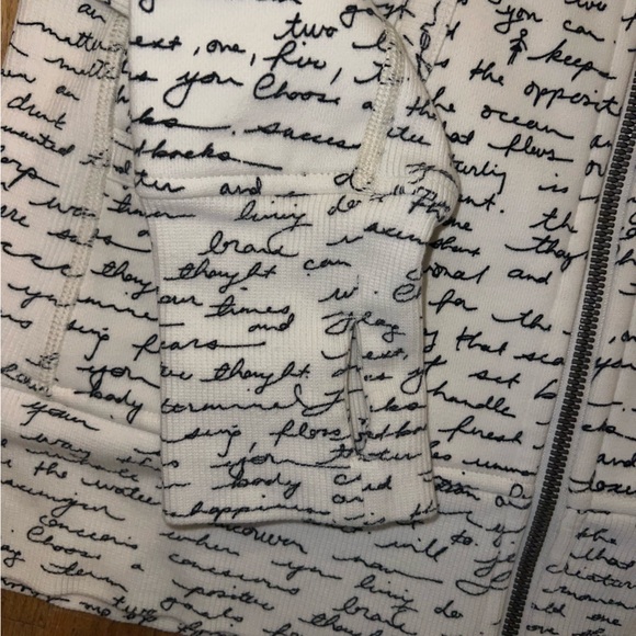 Size 8 Lululemon Scuba Full-Zip Hoodie - Picture 7 of 9